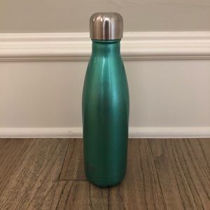 Teal S’well bottle
